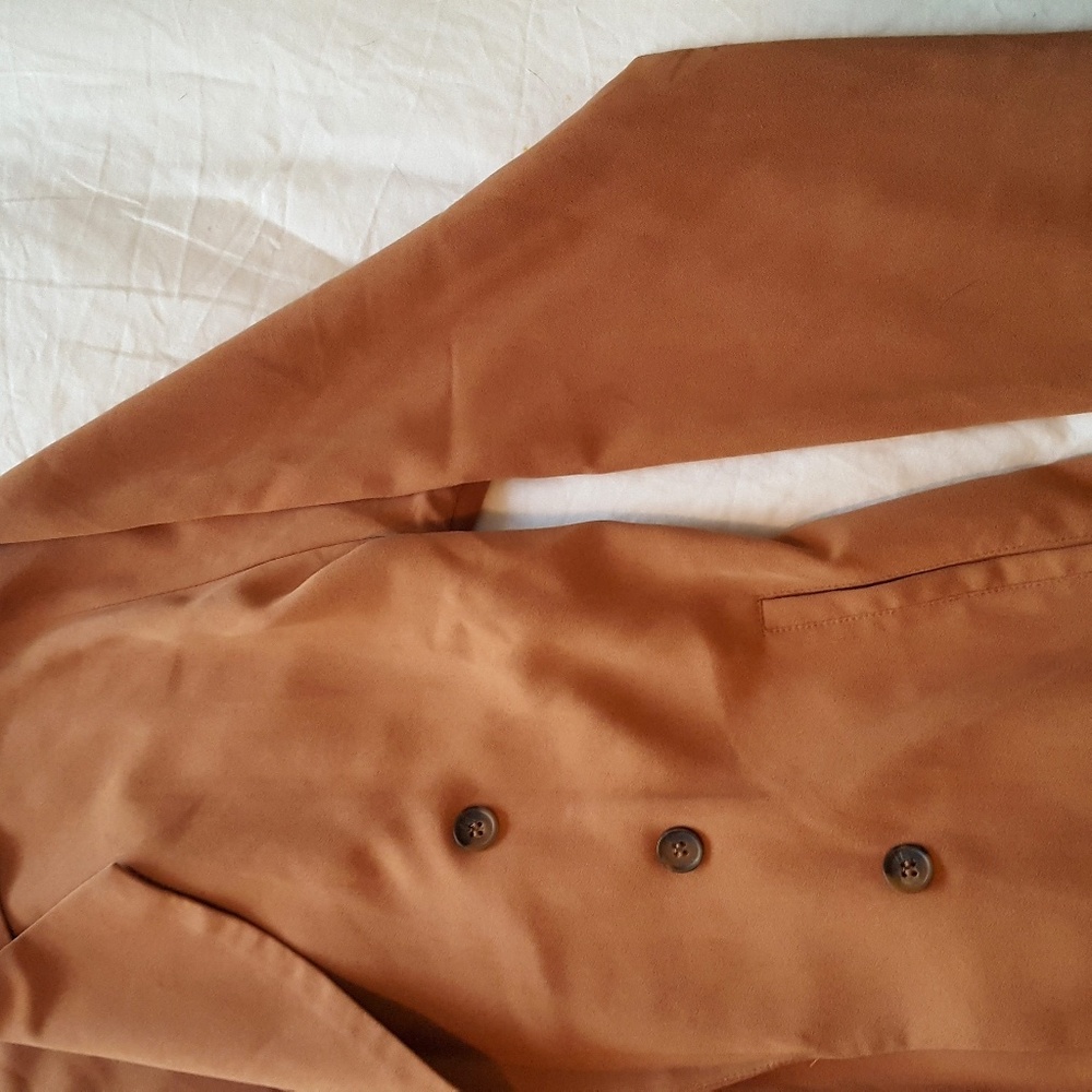 Coat - Picture 3 of 4